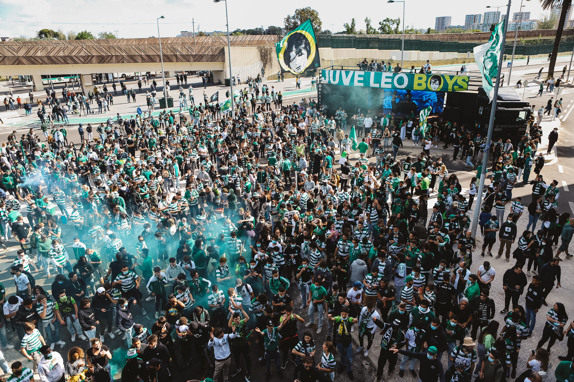 Foto Sporting Campeão 2020-2021 // Alvalade Foto Sporting Campeão 2020-2021 // Alvalade - Imagem 0